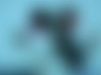 Find comfort in the online community. But instead, I found myself sinking under the weight of everyone else’s opinions.