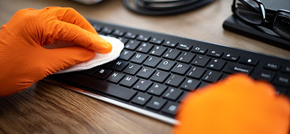 Cleaning keyboard