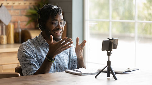 Vlogger Recording Tutorial Video