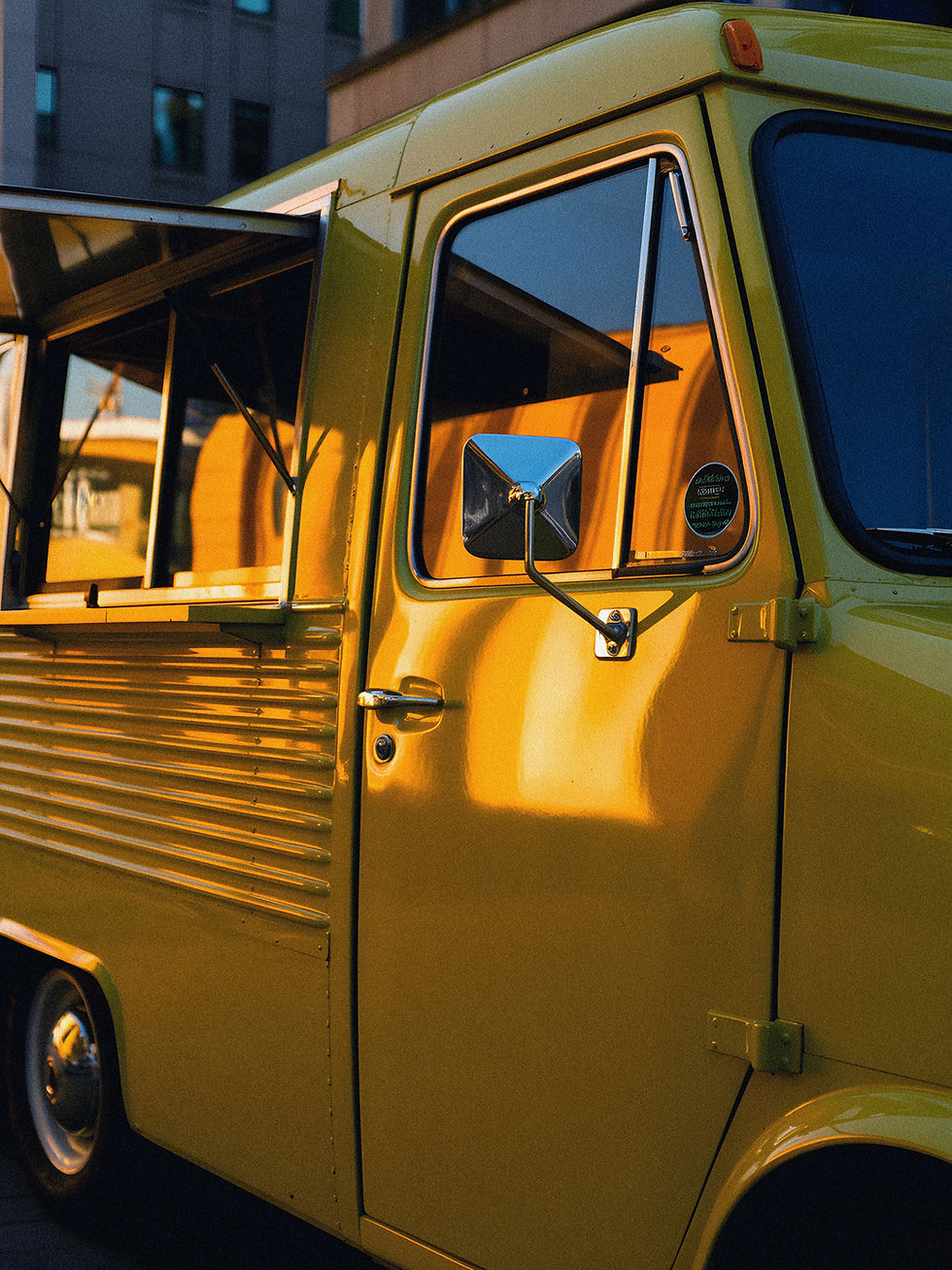 Food Trucks Open