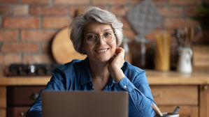 Social Media for Seniors: How to Stay in Touch with Friends and Family Online