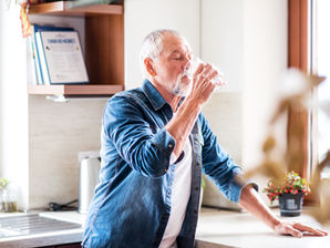 Nutrition and Hydration Tips for Parkinson’s This Summer