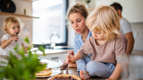 Supporting vulnerable families’ meal practices