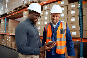 The Rise of Automated Warehouses: Revolutionizing Logistics in the 21st Century