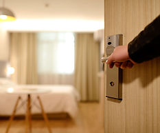 Porta do quarto de hotel