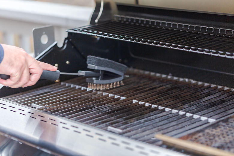 Cleaning Barbecue Grill