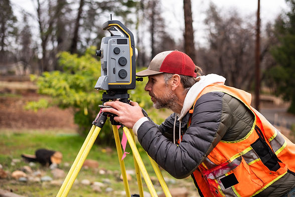 Surveyor Engineer