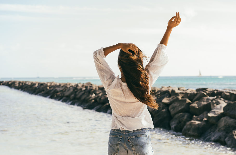 Investisseuse heureuse et libre