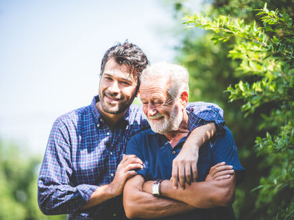 Glänzende Überraschung zum Mutter- und Vatertag: Fahrzeugaufbereitung als besonderes Geschenk