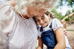 Oma und Enkelin