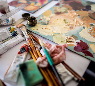 Konstnärsmaterialbord