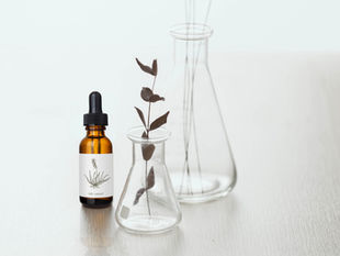 The Amazing Benefits of Castor Oil for Skin: A Natural Remedy