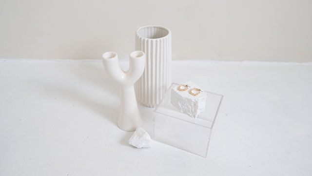 Minimalist Ceramic Display