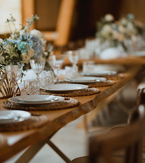 Mesa de comedor decorada