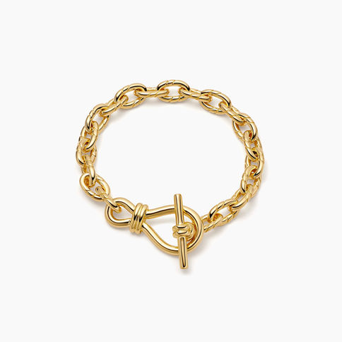 Gold chain bracelet with toggle clasp
