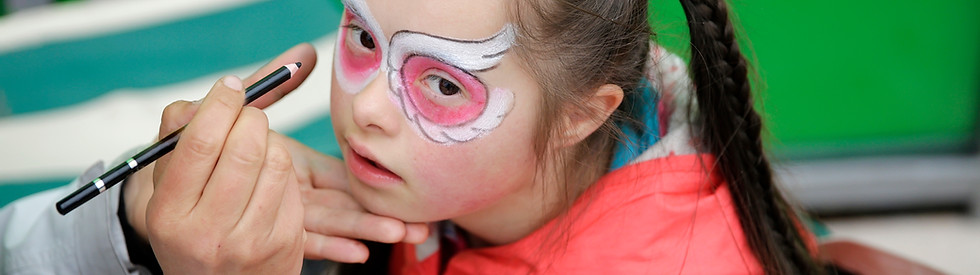 Atividade de Pintura Facial