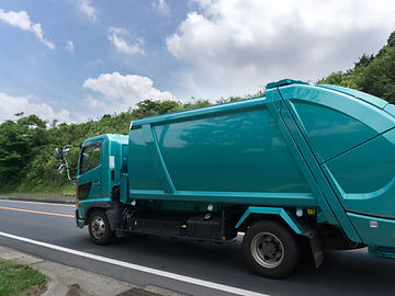 ゴミ収集車