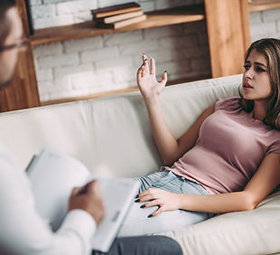 Mujer en terapia