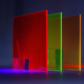 Verre transparent coloré