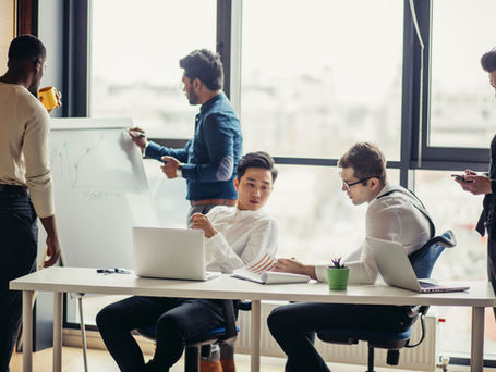 試用期員工的勞健保、給薪、解僱規定，我有做錯嗎？