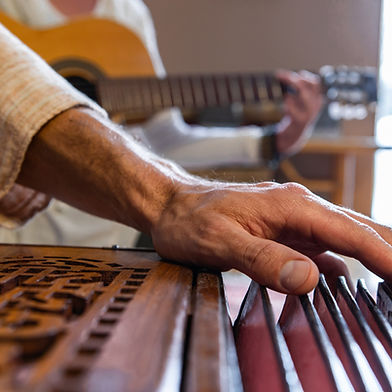 Mantra meditace (kírtan)