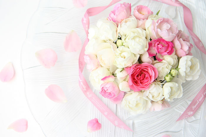 ブーケ フラワーアレンジ 薔薇の写真