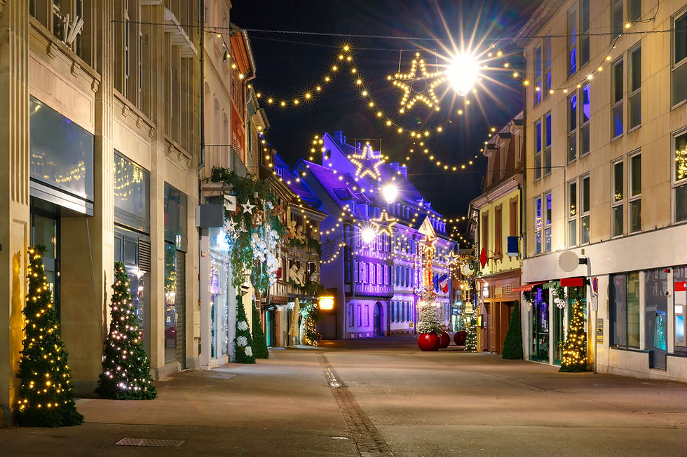 rue décorée pour les fêtes de fin d'année