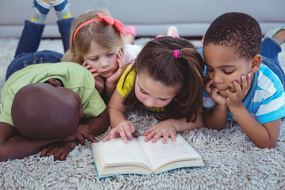 young children reading