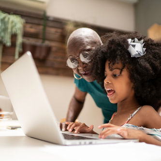 5 dicas de como ajudar os filhos com as tarefas escolares durante a quarentena