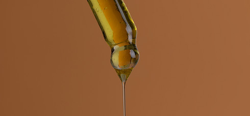 Oil Dropper Close-Up