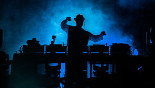 Gramado Weekend 2025: Vintage Culture, Dubdogz e mais estrelas da música eletrônica agitam o Festival de Cinema
