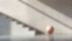 Scène d'escalier minimaliste qui illustre le challenge professionnel et personnel nous engageant à valoriser notre potentiel