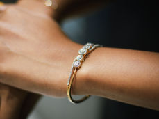 The Ultimate Guide to Buying Gold Bracelets