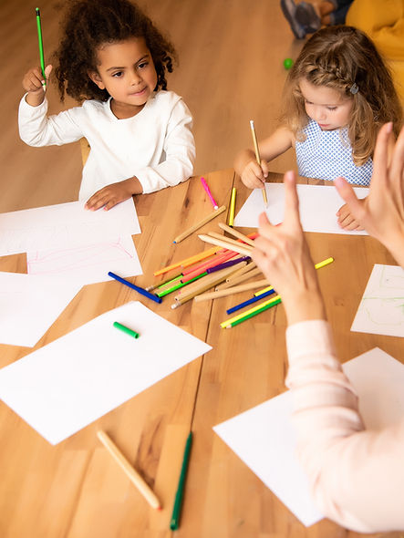 Crianças aprendendo
