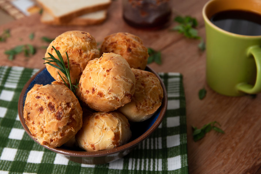 Pão de queijo torrado