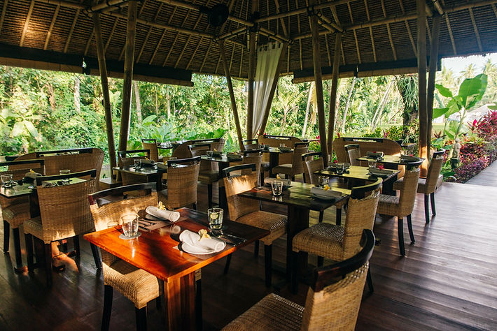 meja makan