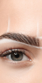 Olhos Verdes e Maquiagem