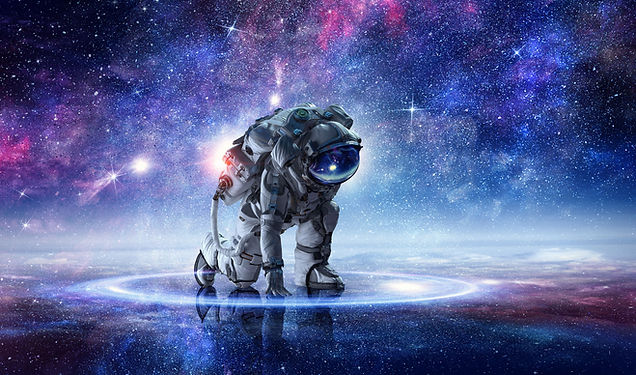 ひざまずく宇宙飛行士