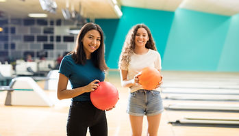 Noche de bolos de amigos