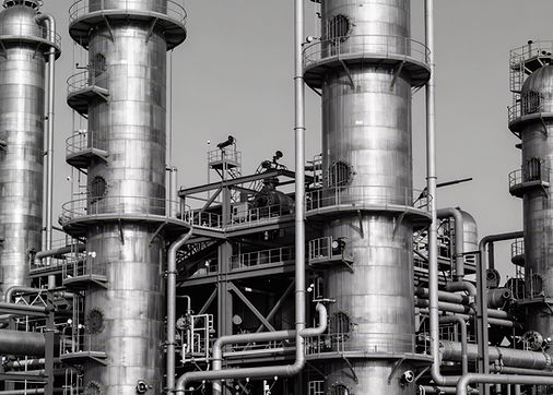 Industrielle Raffinerietürme