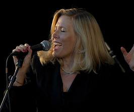 Solo Singer