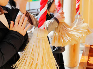 信仰は弱さか、強さか？ - 多様な側面から考察する心のあり方