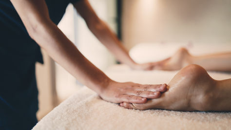 Unveiling the Benefits and Science of Reflexology Treatment