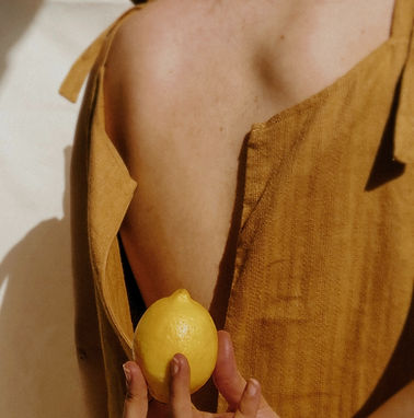 Lemon Held Close