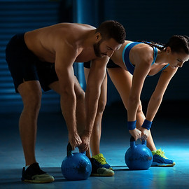 Cvičení s kettlebelly v fitness