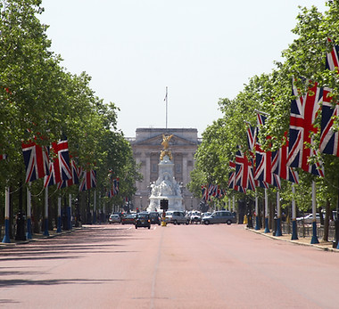 A photo of Buckhingham Palace in London, UK