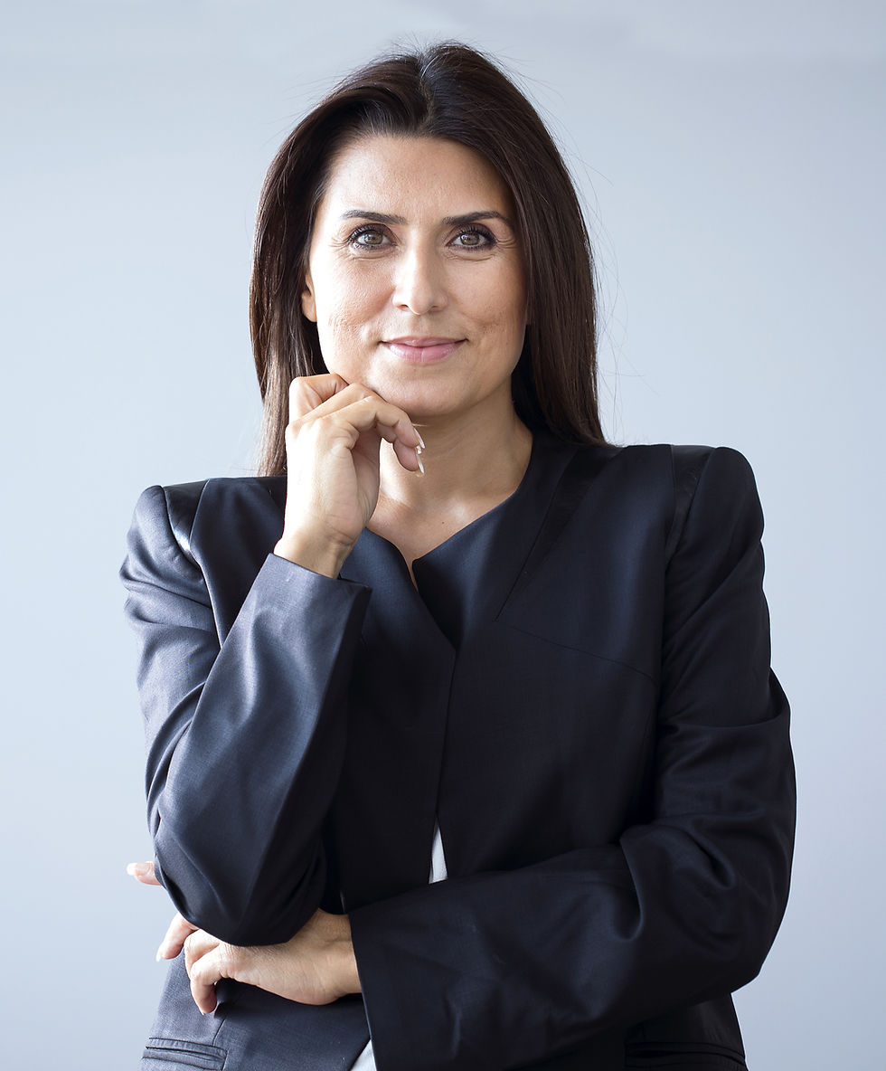 Retrato de mulher confiante