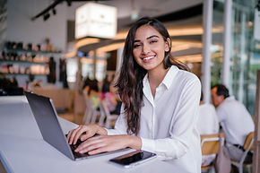Jeune femme d'affaires