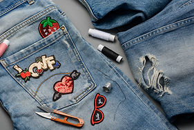 แพทช์บนกางเกงยีนส์