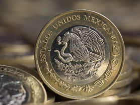 Peso mexicano bajo presión y volatilidad: el “superpeso” pierde fuerza ante un entorno global incierto